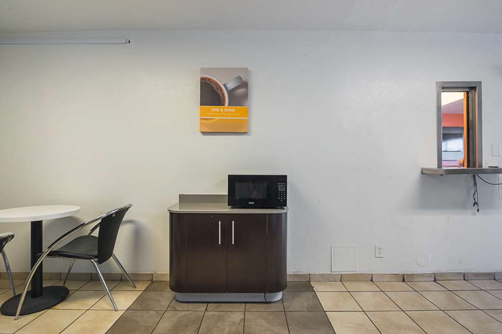 Motel 6 Bessemer AL Birmingham - photo 31