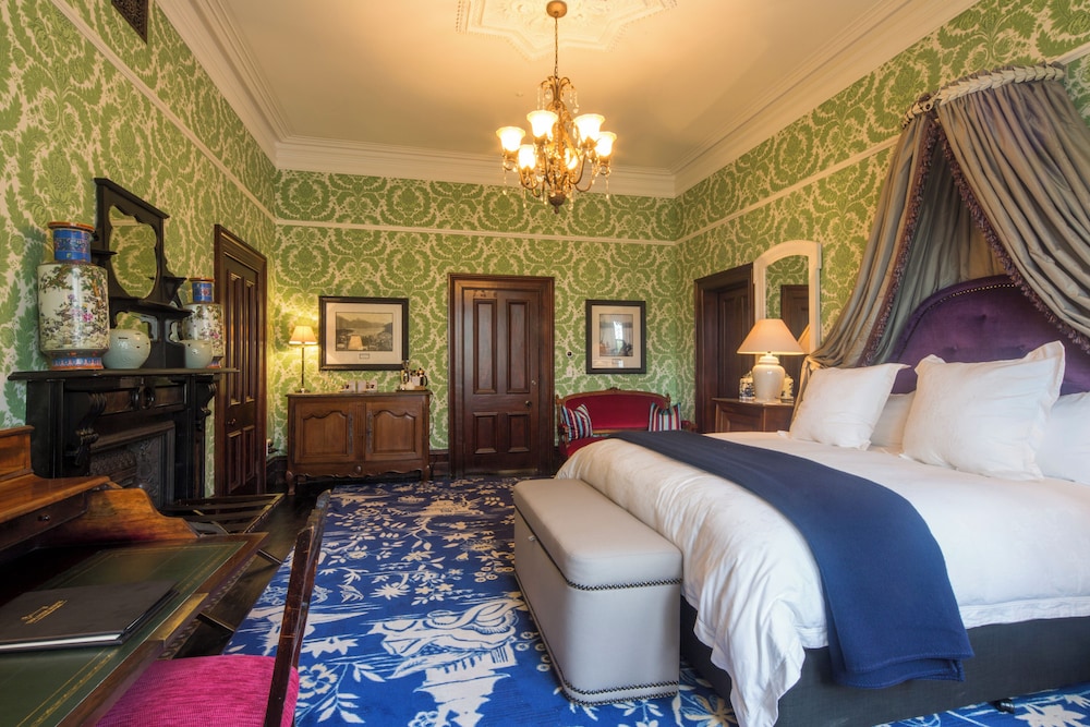 Hulbert House — 5-Star Luxury Hotel in Queenstown, New Zealand