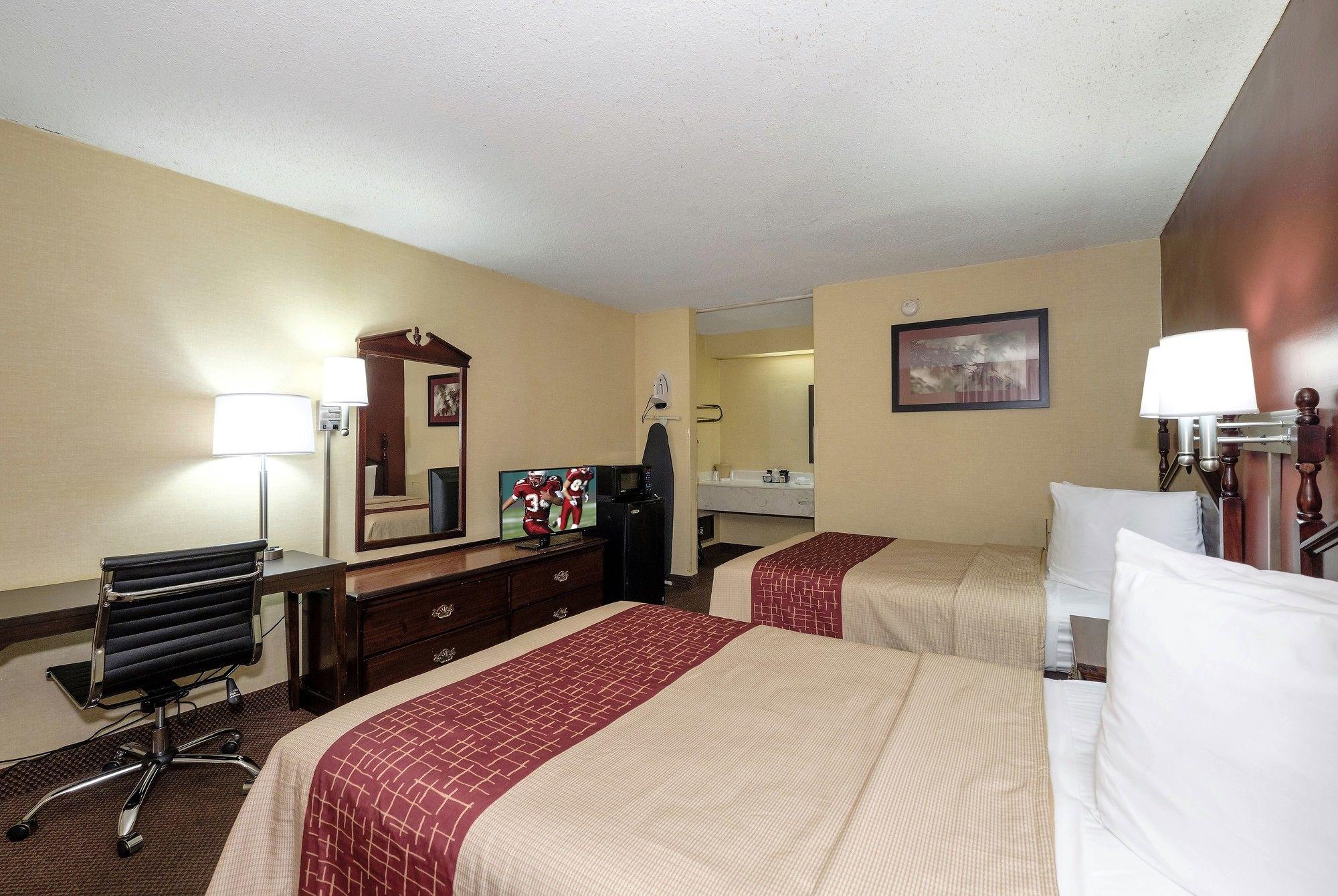 Red Roof Inn Washington DC College Park - photo 13