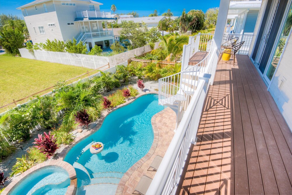 Absolute Paradise — 4-Star Luxury Hotel in Anna Maria, United States
