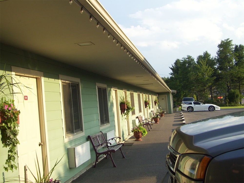 The Garrett Inn - photo 61