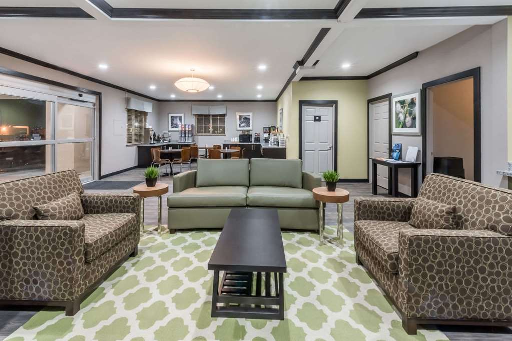 Super 8 by Wyndham Colorado City - photo 3