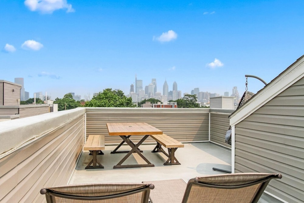 Skyline Best Roofdeck Views 2 Miles Penn Chop - photo 29