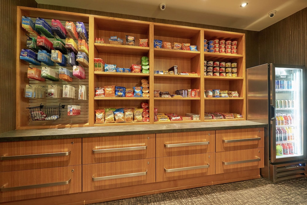 DoubleTree by Hilton Akron Fairlawn - photo 52