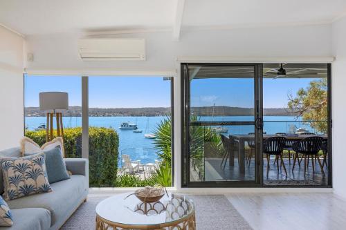 The Lake Escape in Summerland Point, Australia