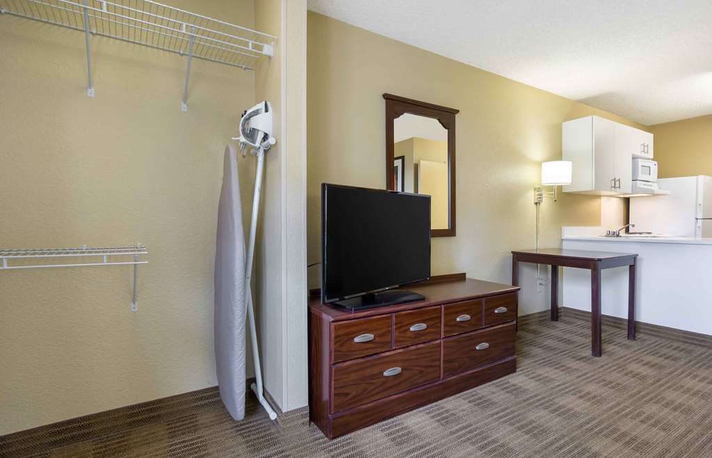 Extended Stay America Suites Tacoma South - photo 15