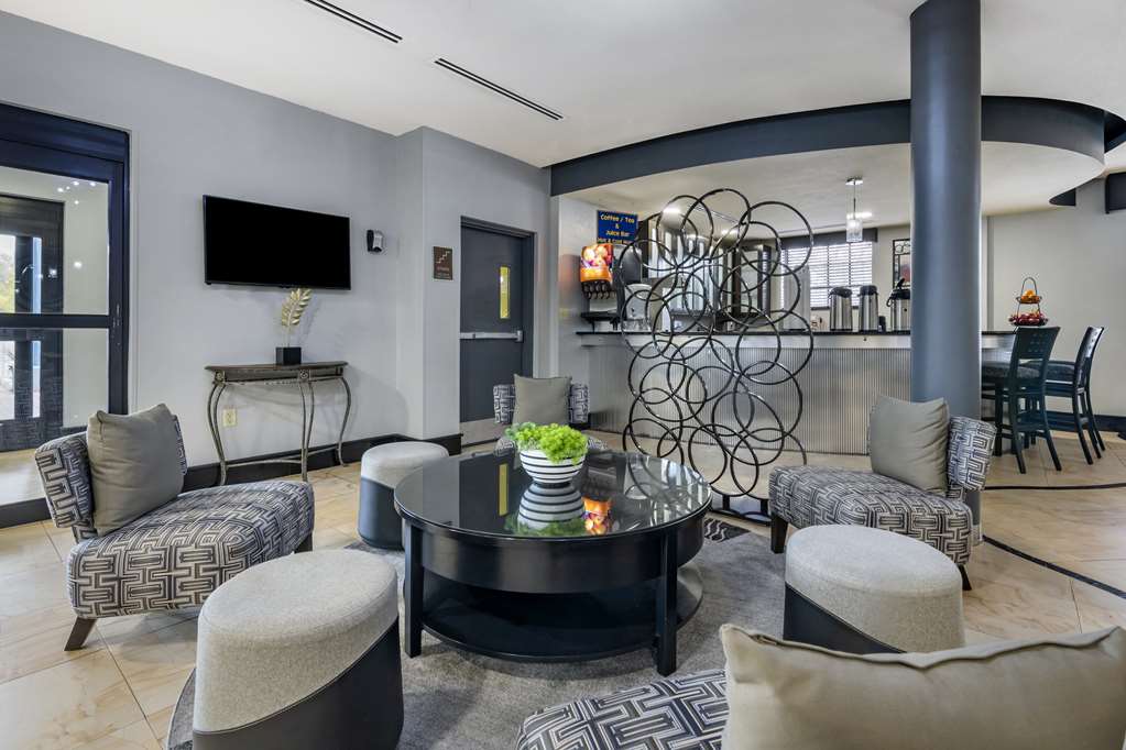Best Western Plus Bradenton Gateway Hotel - photo 11
