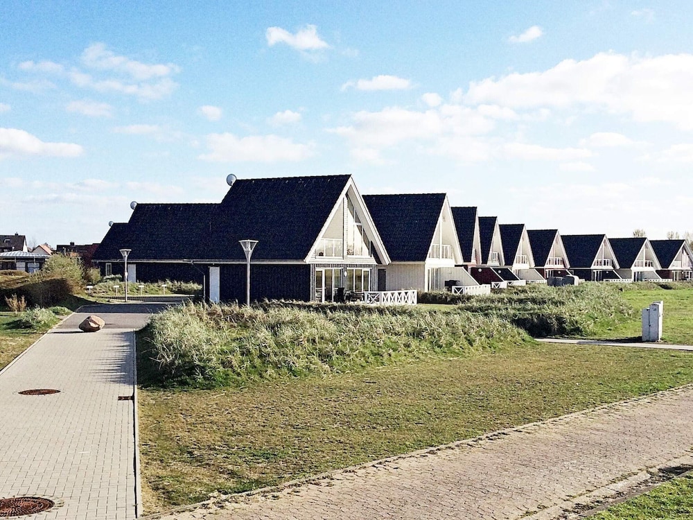 Holiday Home in Wendtorf — 4-Star Luxury Hotel in Wendtorf, Germany