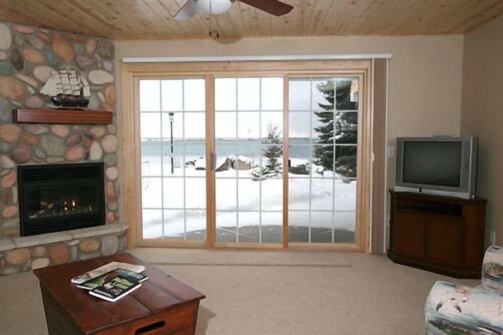 Cobblestone Cove - photo 3
