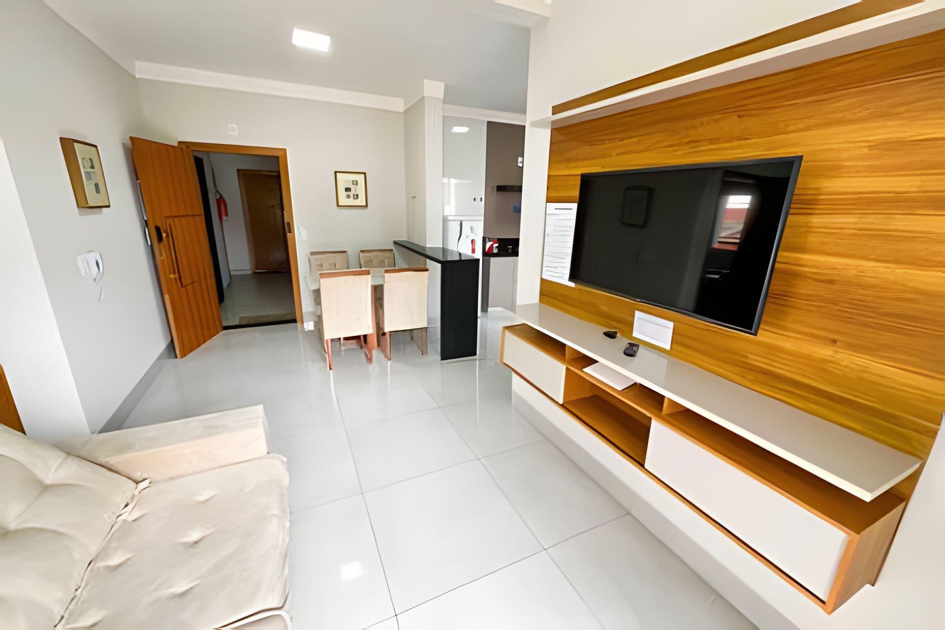 M101 Apartamento Completo Para Até 6 Hóspedes — 4-Star Luxury Hotel in Patos De Minas, Brasil