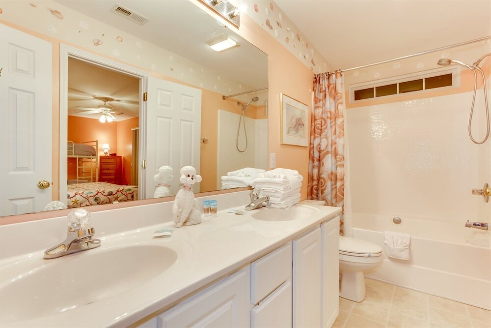 An Amazing Surfside Beach Escape - photo 40