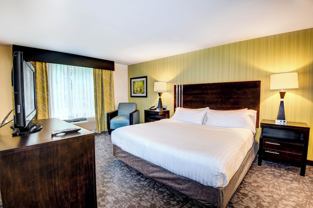 Holiday Inn Express Hotel of Neptune by IHG - photo 4