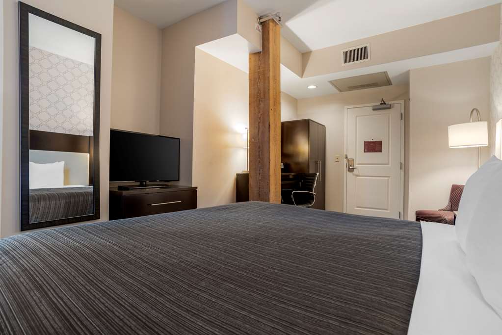 Best Western Plus St. Christopher Hotel - photo 13