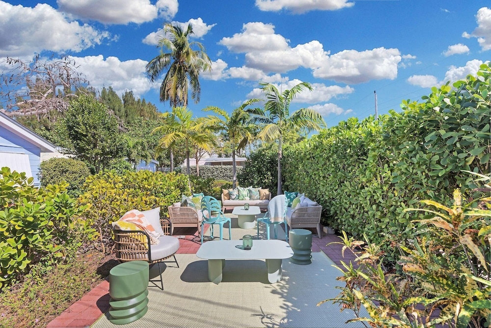 Tropical Cottages - photo 101