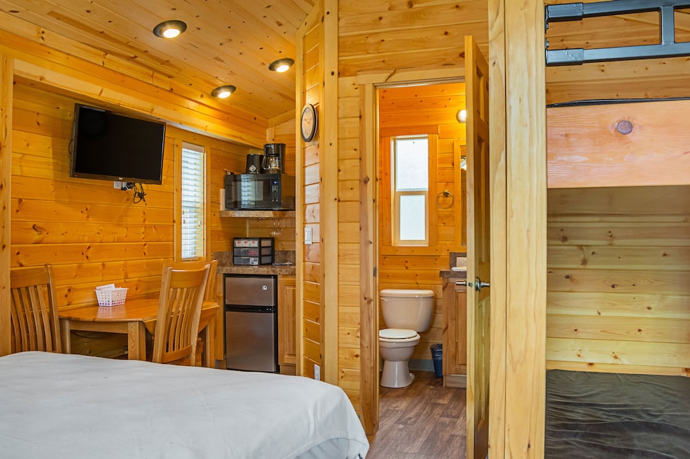 Long Beach RV & Camping Resort - photo 12