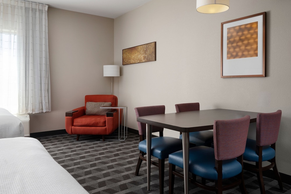 TownePlace Suites by Marriott Lafayette South - photo 11
