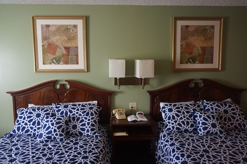 Bellevue Hotel & Suites - photo 9