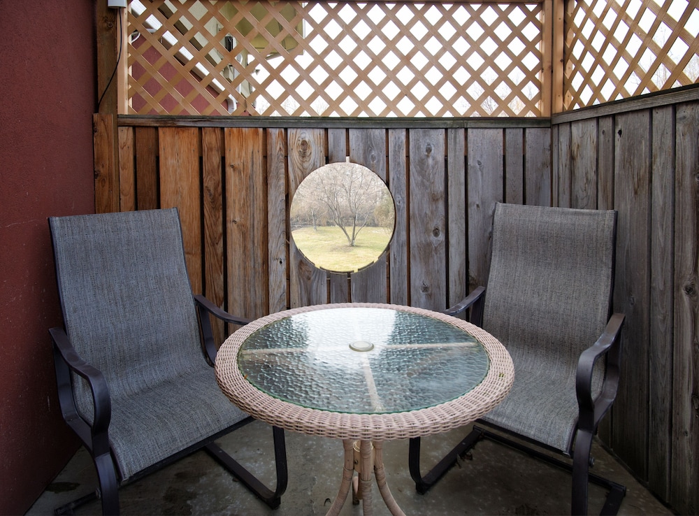 Birchfield Manor Inn and Restaurant - photo 15