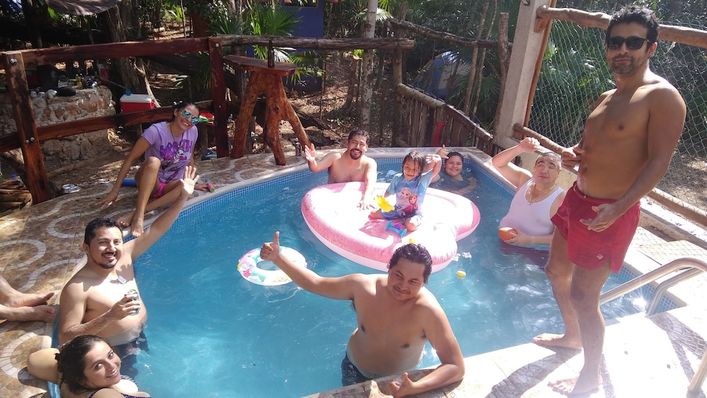 Hotel y Temazcal en Solferino — hotel in Chiquila
