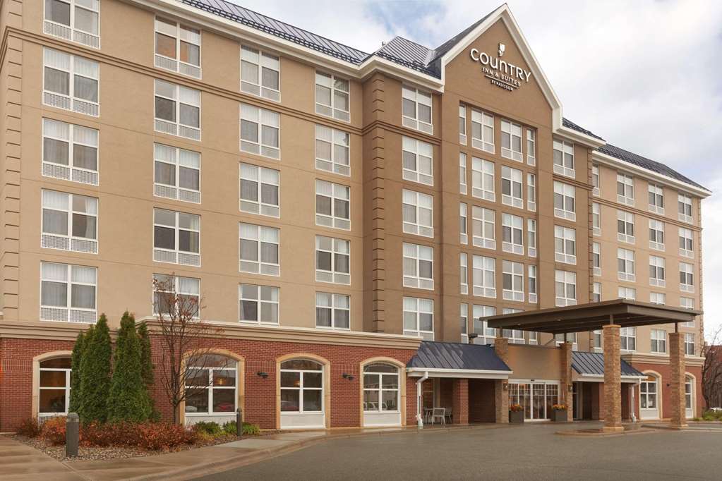 Country Inn & Suites by Radisson Bloomington at Mall of America MN in Bloomington, United States