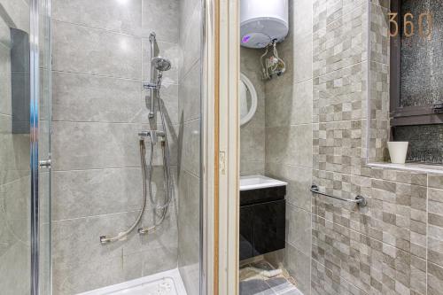 Charming 2BR Apt with Balcony & city views Sliema by 360 Estates — 4-Star Luxury Hotel in Sliema, Malta