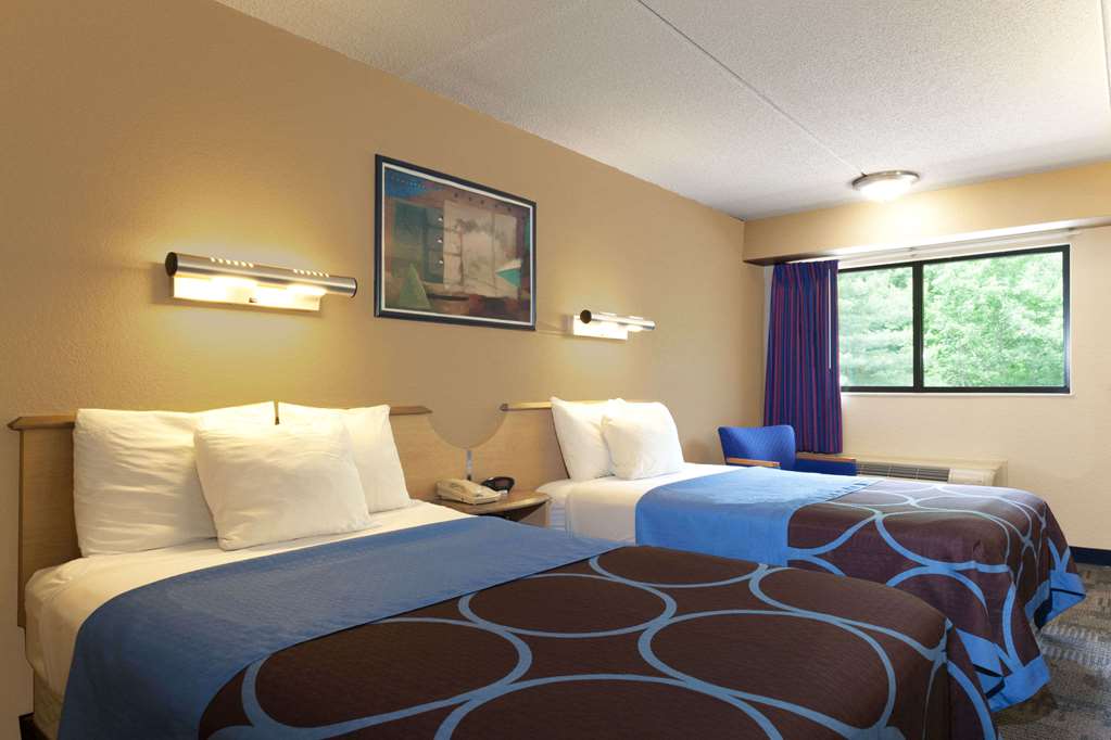 Days Inn by Wyndham Monmouth Junction S Brunswick Princeton - photo 10