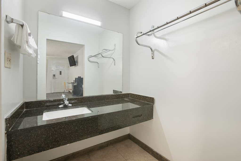 Americas Best Value Inn Stockbridge Stockbridge GA Hwy 138 in Stockbridge, United States