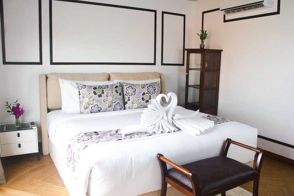 Chala Number 2 Art and Gallery House — 4-Star Luxury Hotel in Chiang Mai, Thailand