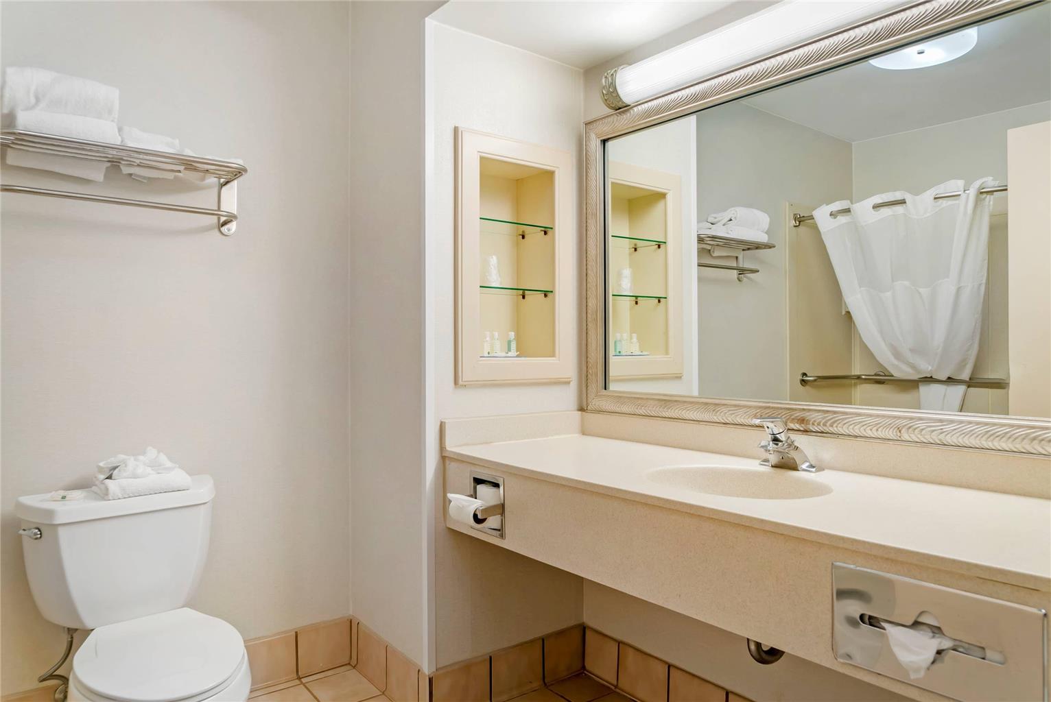 Quality Inn & Suites Monroe - photo 20