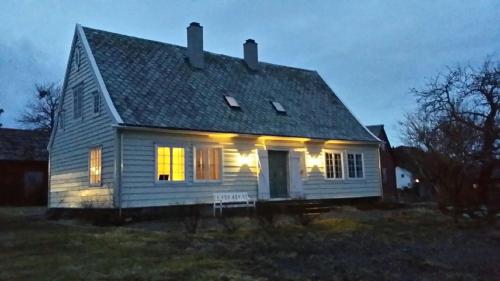 Nicoll huset — 4-Star Luxury Hotel in Rosendal, Norway