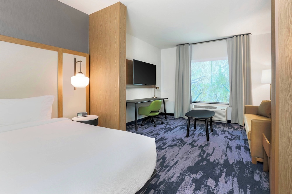 Fairfield Inn & Suites by Marriott Cape Coral North Fort Myers - photo 13