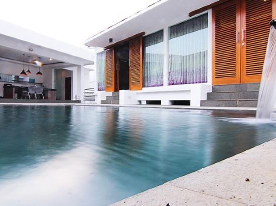 Hotel Tirta Kencana Cipanas Garut — Garut