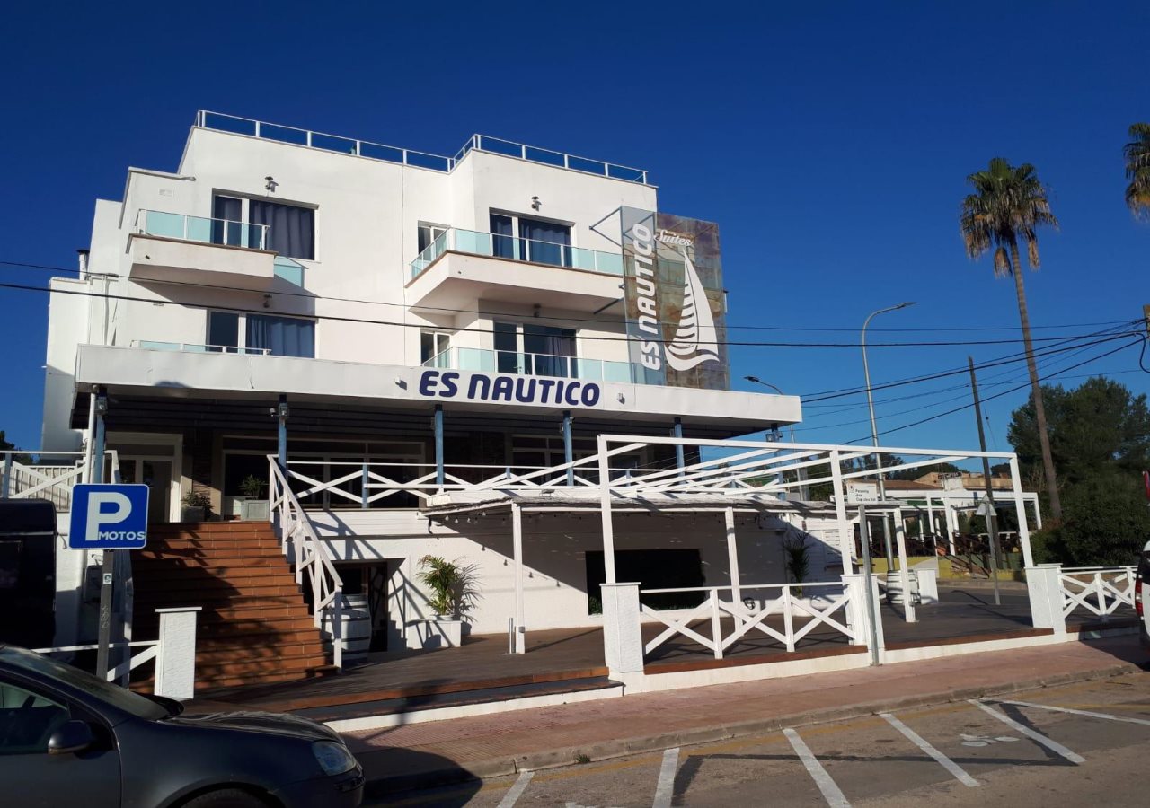 Hotel Es Nautico Suites — hotel in Manacor