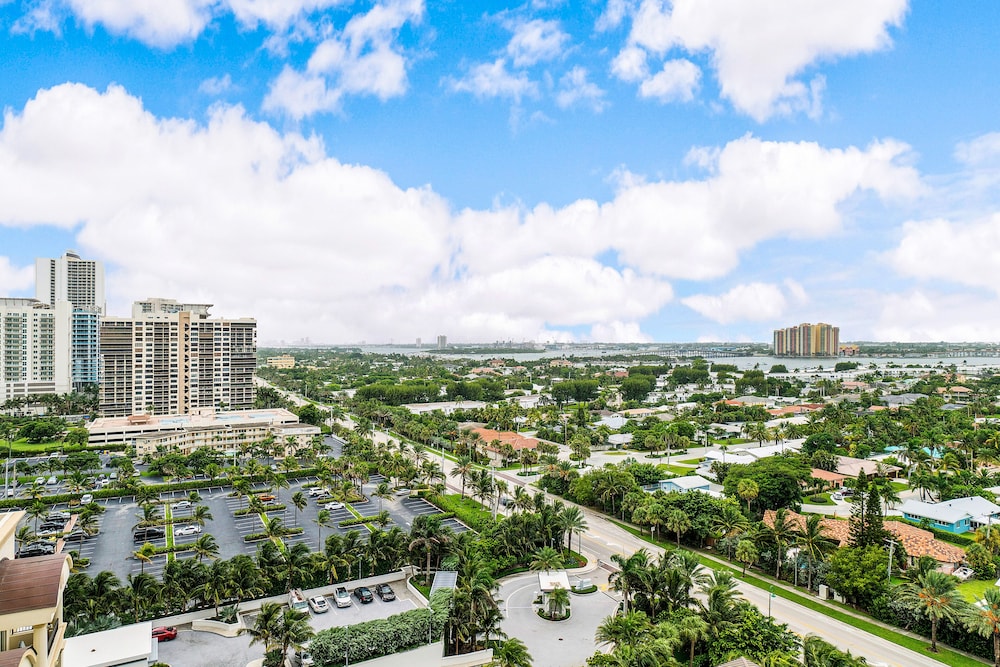 Palm Beach Singer Island Resort & Spa Luxury Suites - photo 404
