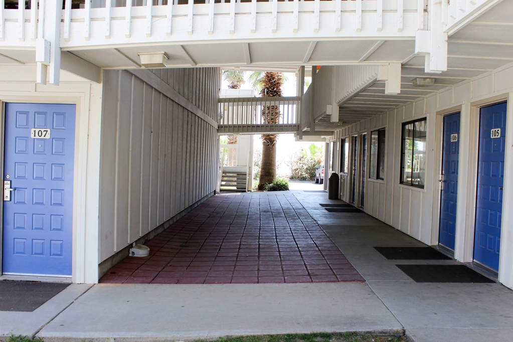 Motel 6 Coalinga CA East - photo 6