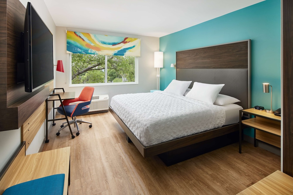 Tru by Hilton Charleston Airport - featured photo