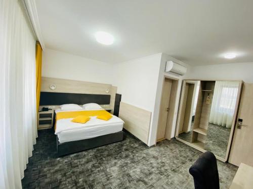 Hotel Bliss — Roman — photo 4