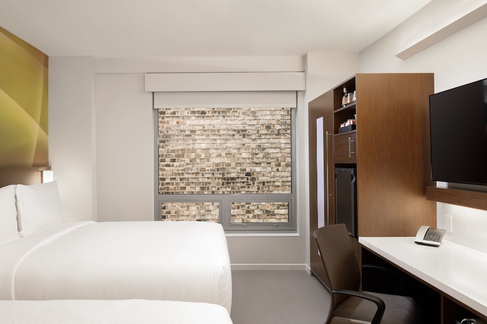 LUMA Hotel Times Square - photo 8