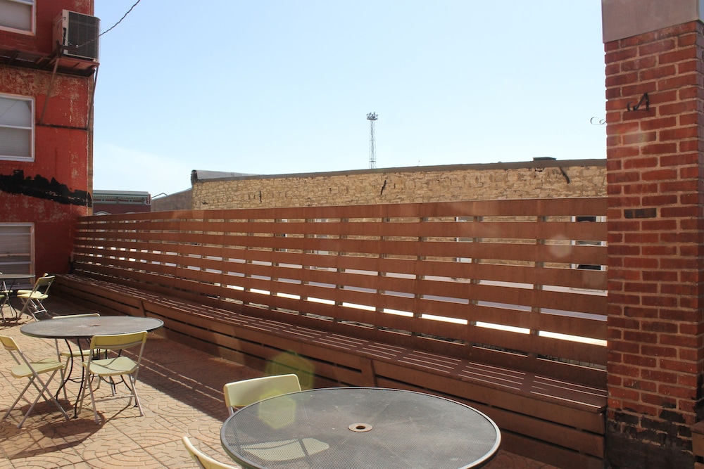 Tioga Extended Stay Hotel - photo 23
