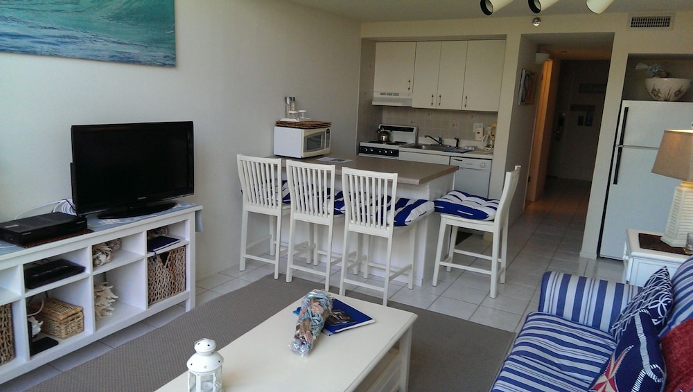 Montauk Manor - photo 33