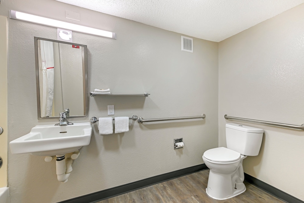 Red Roof Inn Washington DC Laurel - photo 22