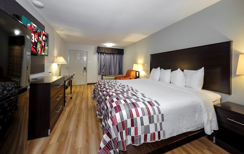 Red Roof Inn Arlington Entertainment District - photo 29