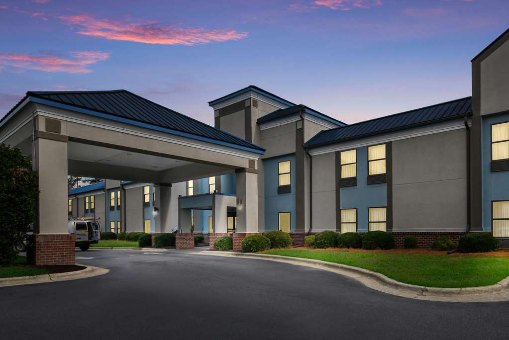 SureStay Plus Hotel by Best Western Tarboro - featured photo