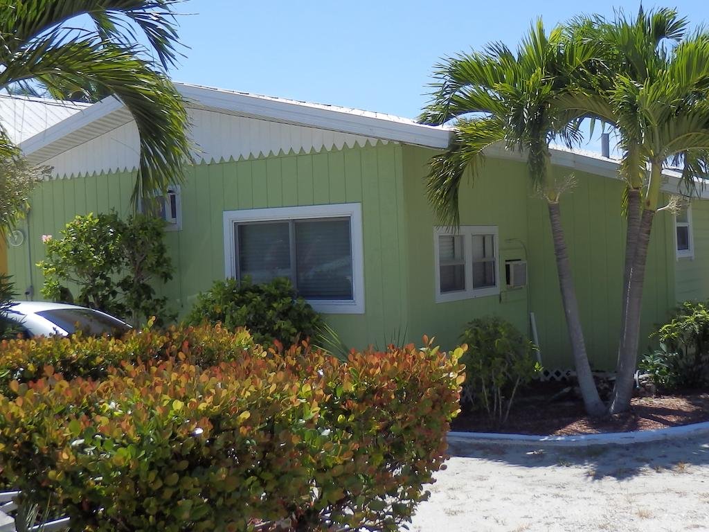 Castaways Beach and Bay Cottages in Sanibel, United States