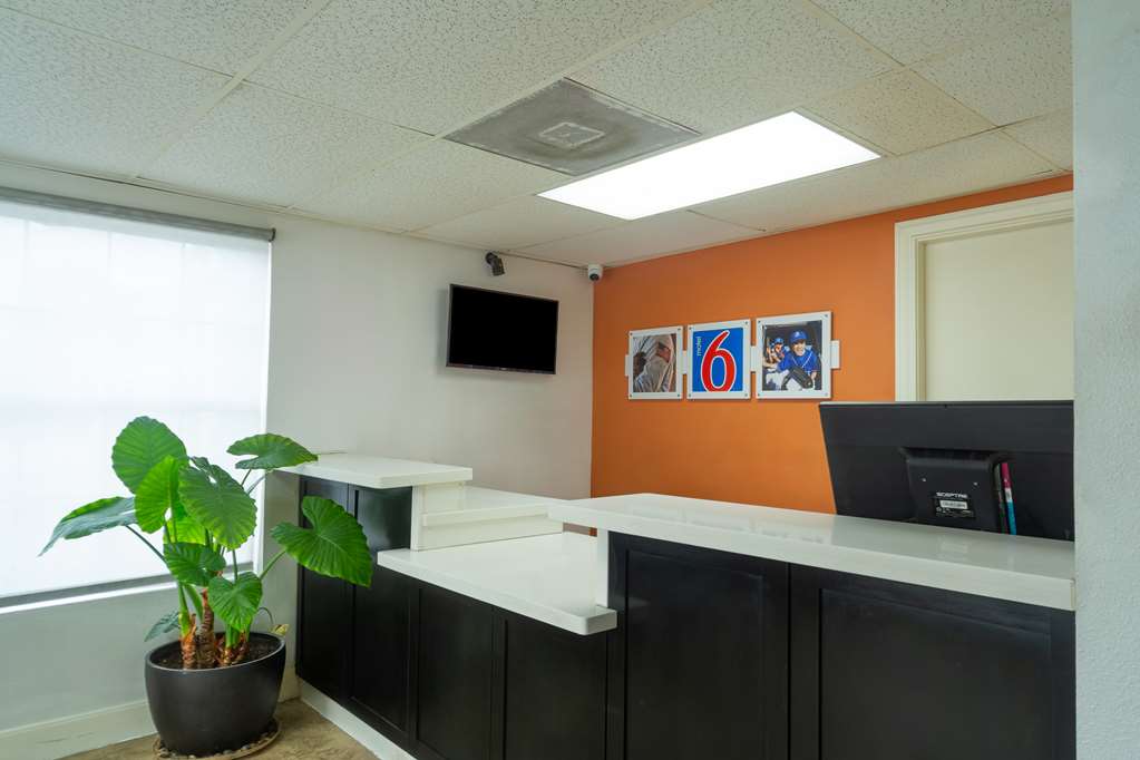 Motel 6 Livingston TX - photo 25