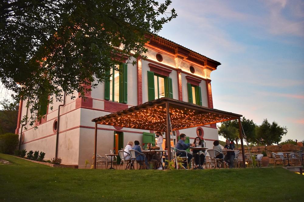Hotel Montrubí 1771 Slow Winery Hotel Adults only — 5-Star Luxury Hotel in Sant Pere De Riudebitlles, Spain