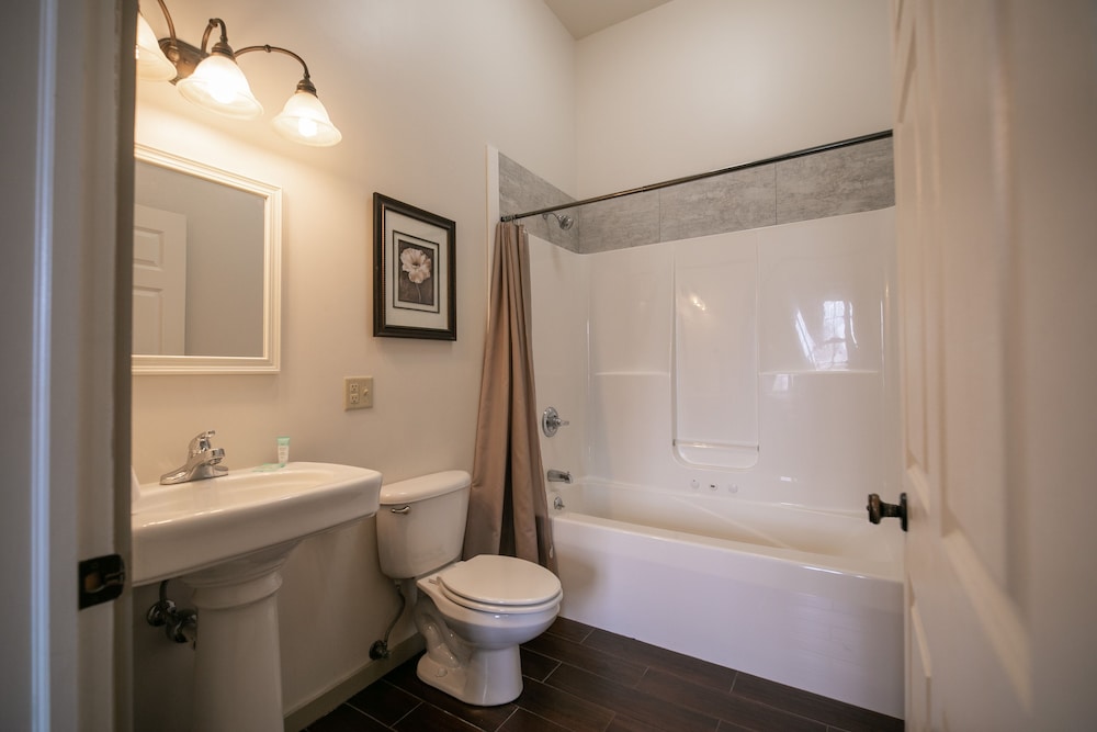 Nauvoo Temple House Hotel - photo 62