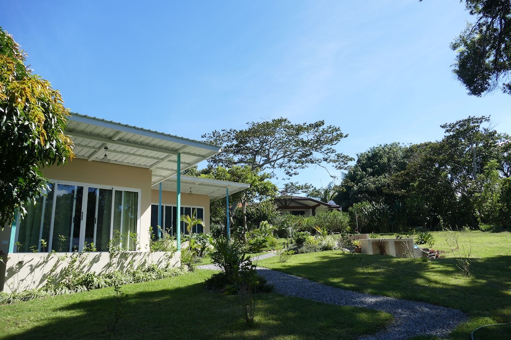 Casitas Vista Verde 17523246 — Bajo Boquete