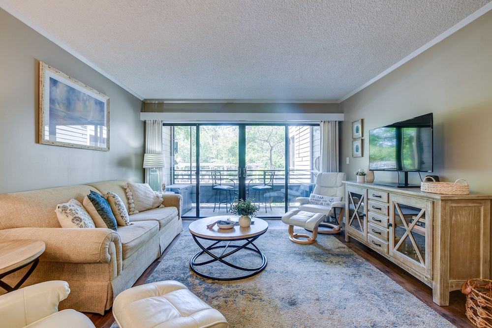 Serene Myrtle Beach Condo w Resort Amenities - featured photo