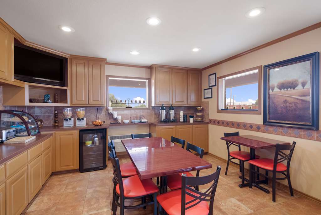 SureStay Hotel by Best Western Rockdale - photo 5